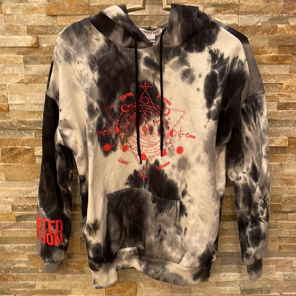 ultra soft oversized tie dye hoodie